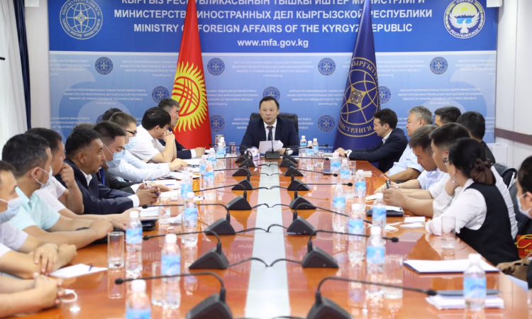 МИД КР намерен оказывать содействие бизнес-ассоциациям страны