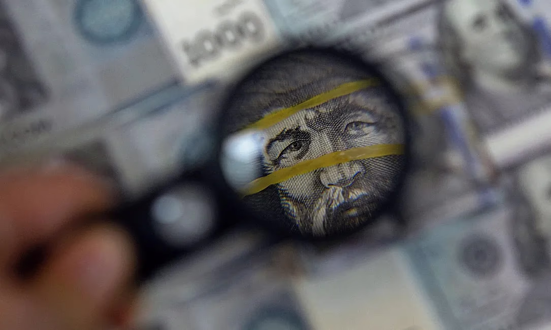 Депозиты бьют рекорды: кыргызстанцы массово несут деньги в банк