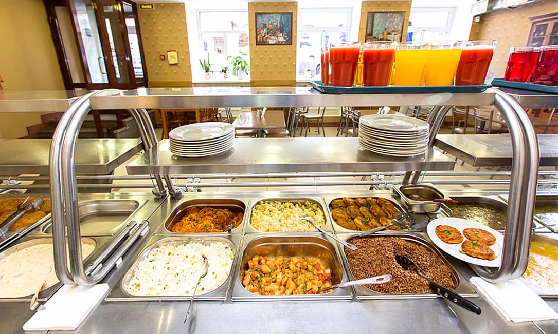 В Кыргызстане могут возобновить проверки общепита