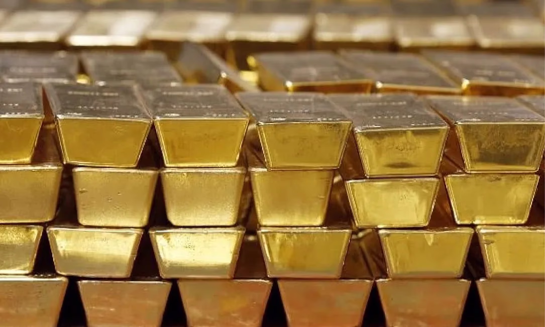 Экспорт золота из Кыргызстана сократился почти вдвое