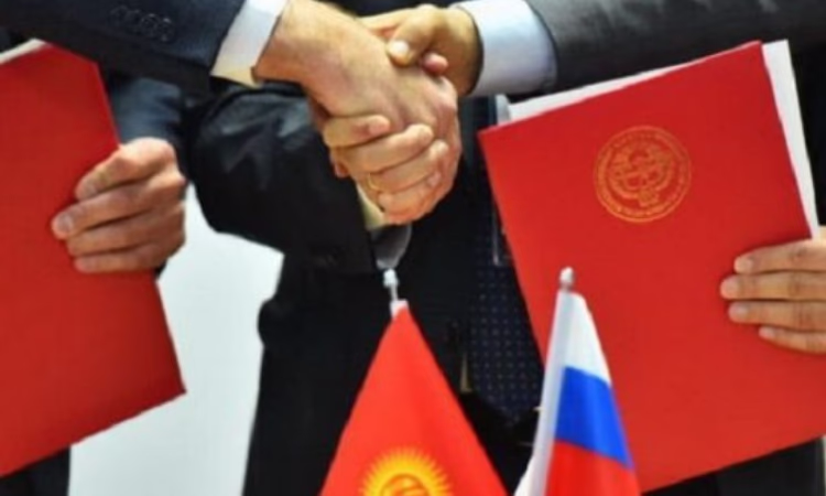 Налоговая служба КР получила техпомощь от Российской Федерации