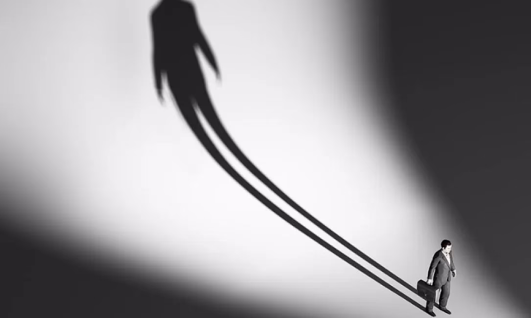 За теневой обмен валют оштрафованы два кыргызстанца