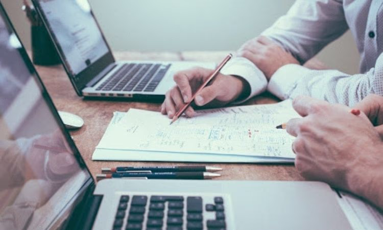 Ставки на новые кредиты в банках снизились