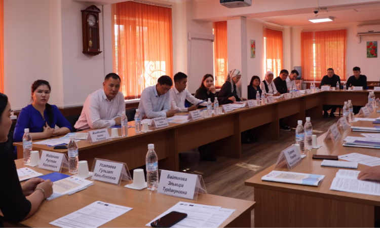 В Высшей школе правосудия прошел семинар для сотрудников аппарата суда