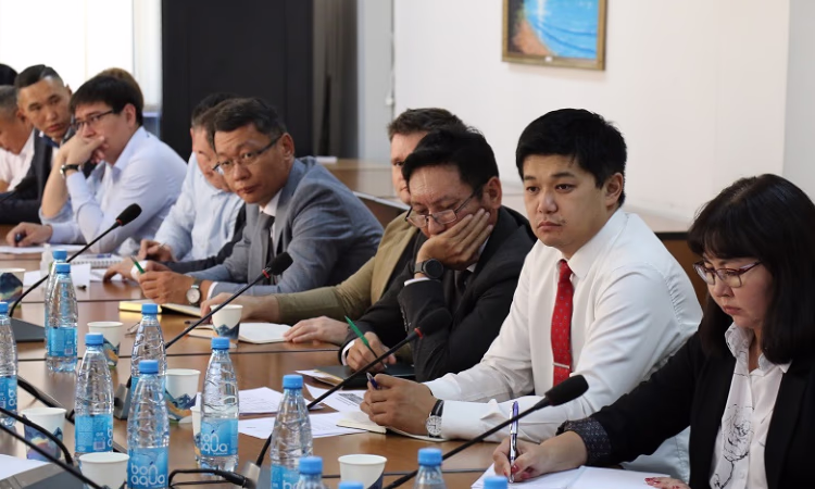 В НБ КР рассмотрели тарифную политику участников межбанковских систем