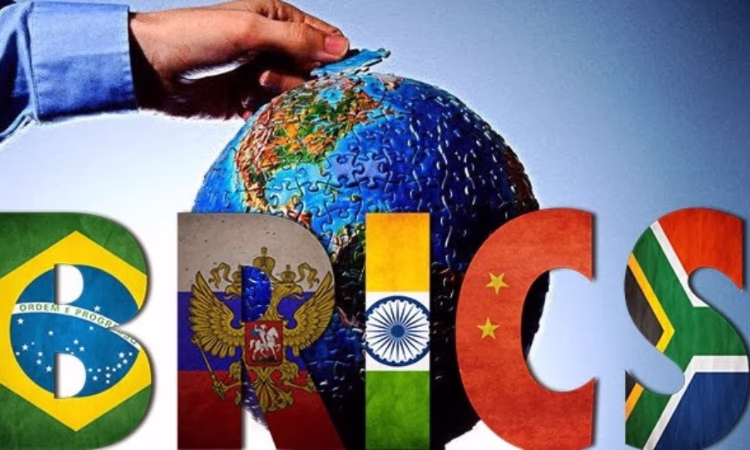 Страны БРИКС намерены создать собственную валюту