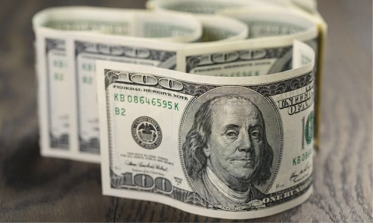 Нацбанк вышел с очередной интервенцией