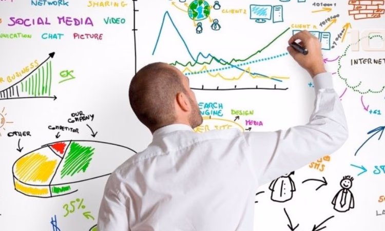 ФК «Сенти» проводит тренинг по финансовой грамотности от брокеров