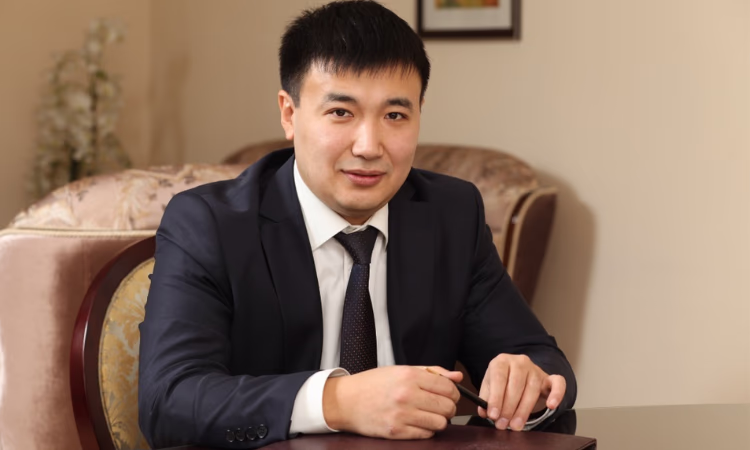 НБ КР: «Лица, работающие без лицензии, часто «маскируются» под обменки»