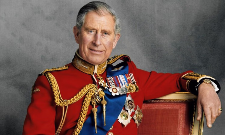 Банк Англии представил дизайн новых банкнот с изображением Карла III