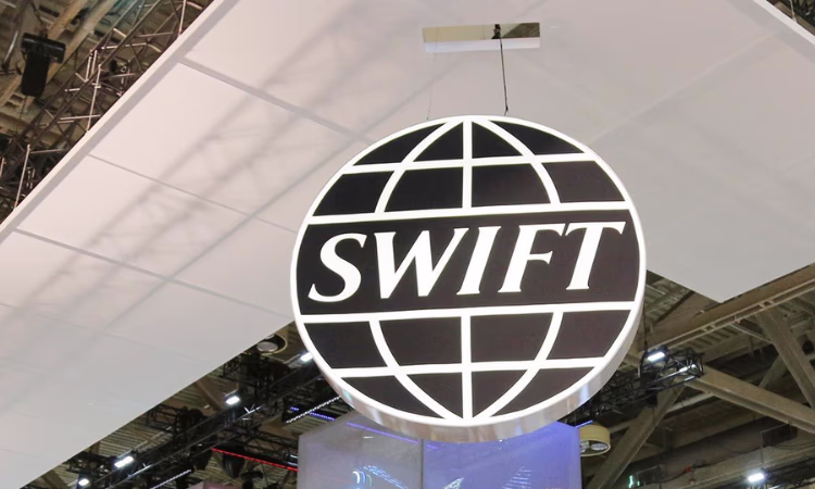 В «ЭкоИсламикБанке» изменились комиссии по SWIFT в долларах США