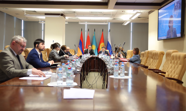 В ЕЭК прошел вебинар по электронной торговле