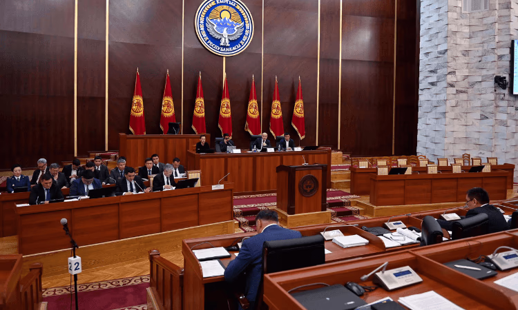 В ЖК КР одобрен законопроект об изменениях в сфере налогообложения