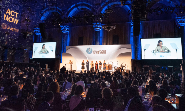 Стартовал прием заявок на премию «Чемпионы Земли» 2023 года