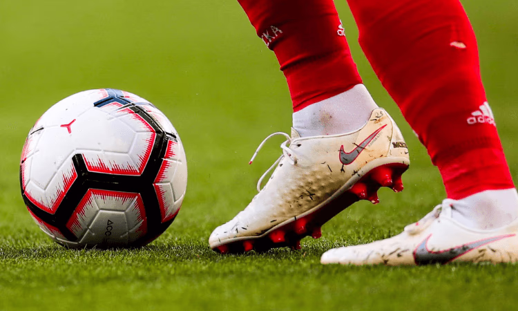 С юмором о сотрудниках банков: От unumbrella до «биз эл менен»