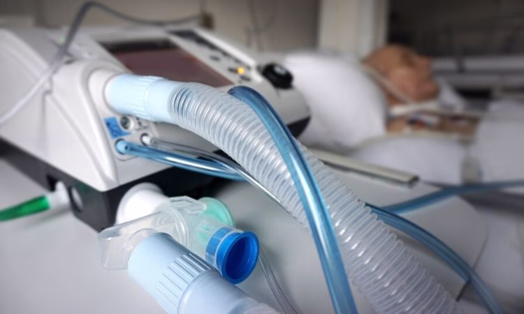 Союз банков страны собирает деньги на медоборудование