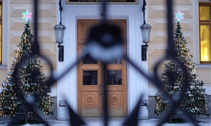 ЦБ РФ предложил банкам блокировать счета компаний с признаками финансовых пирамид