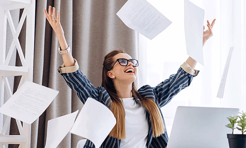 На развитие женского предпринимательства в 2023 году ГФ выдал 1943 гарантии