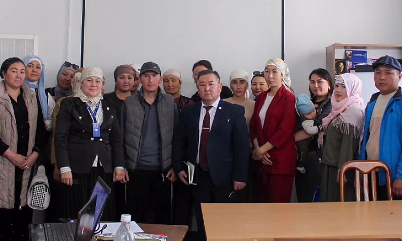 Для джалалабадцев, желающих заключить социальный контракт, проведен тренинг