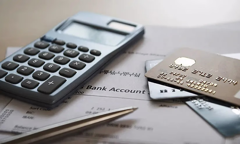 Кабмин продлил проект по банковским счетам для нерезидентов