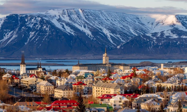 В лучшей пенсионной системе мира – проблема! Избыток денег!