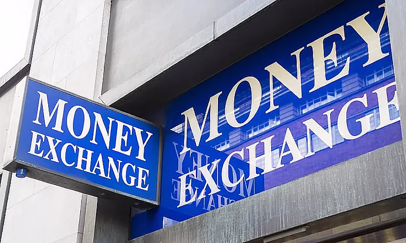 Приостановлено действие лицензий столичных обменок «Достук Ордо» и «Кейджи 098»