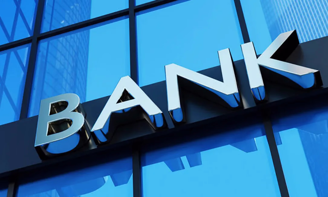 Регулятор согласовал кандидатуры на руководящие посты в трех банках КР