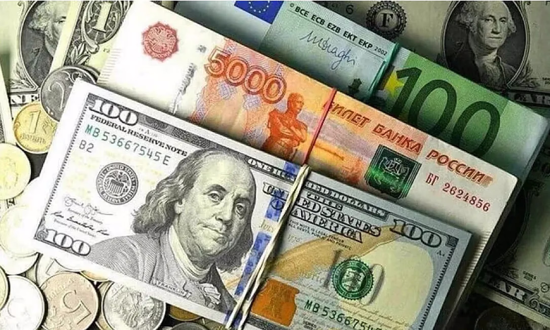 Январь-октябрь айларындагы валюталар курсуна сереп