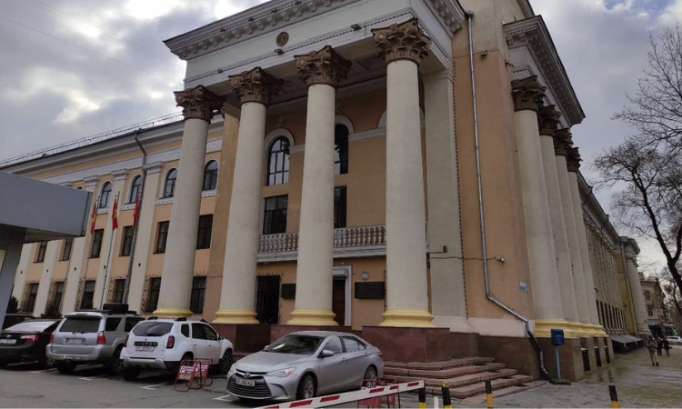 Необоснованная комиссия за выдачу кредита: банк оштрафован