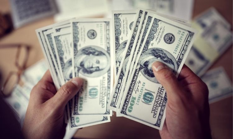 Нацбанк провел пятую интервенцию ноября