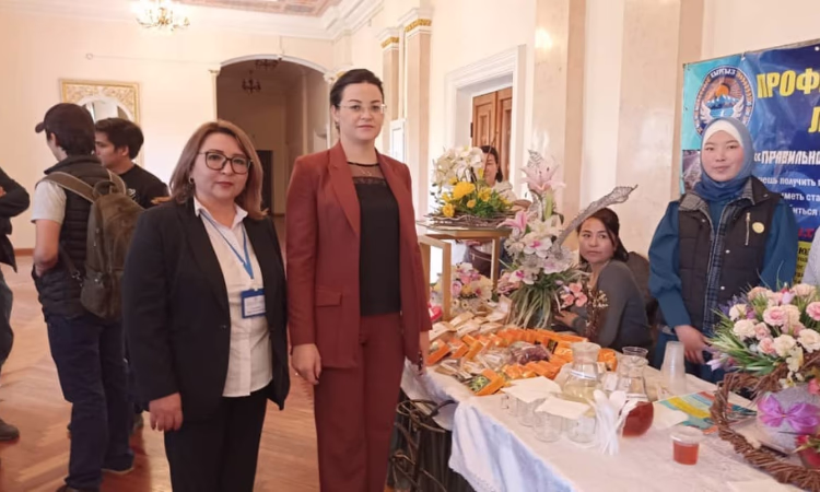 Все на работу! 6000 вакансий ждут соискателей на ярмарке профессий