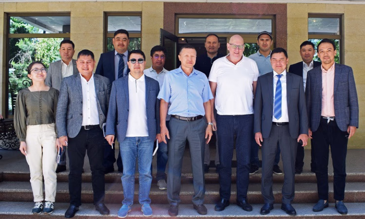 Компании Израиля интересует реализация агропроектов и стартапов в КР