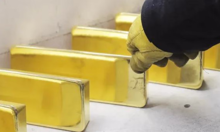 В КР введены ограничения на вывоз драгметаллов, лома и отходов чермета