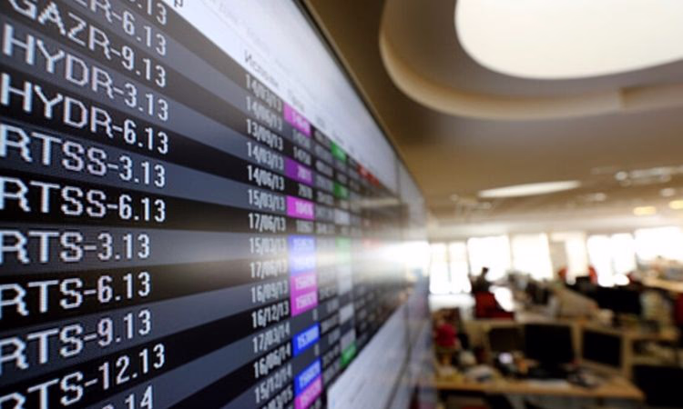 Снижение цен на нефть потянуло за собой вниз и курсы валют