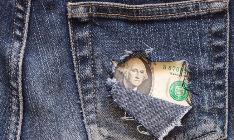 Куда уходят деньги и как прикрыть «дыры» в бюджете?