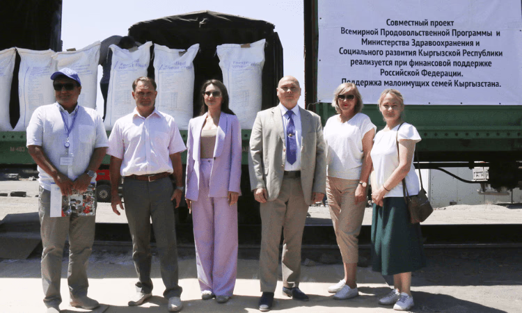 В Оше передана продовольственная помощь, финансируемая Россией