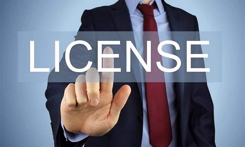 Национальный банк КР выдал компании «Смарт Системс» две лицензии