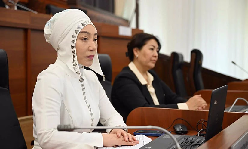 МФК и МКК смогут выпускать кредитные карты НПС «Элкарт»