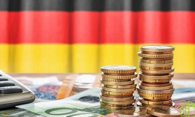 Инфляция в Германии достигла исторического рекорда в 7,4%