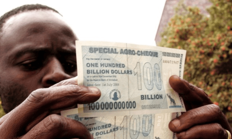 Самой доходной валютой в июне стал доллар… Зимбабве