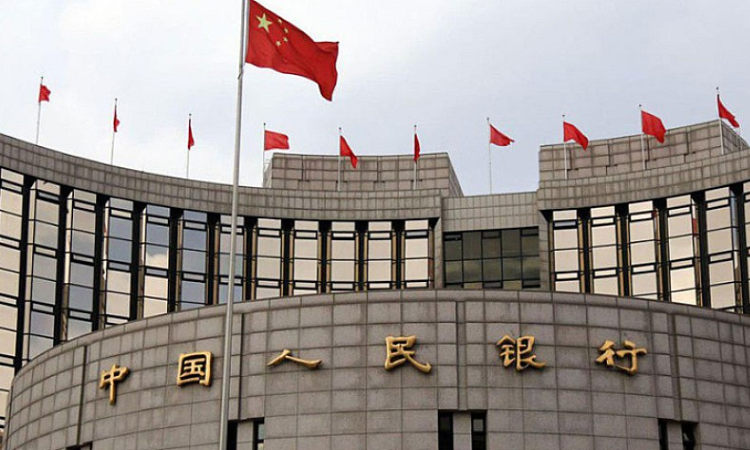 Китайский ЦБ снизил рыночную базовую ставку кредитования до 3,45%