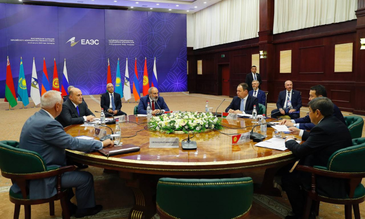 В Армении прошло внеочередное заседание Евразийского межправсовета